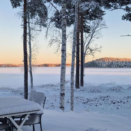 Lakeside Log Cabin Fraemby Udde Falun Eksteriør billede