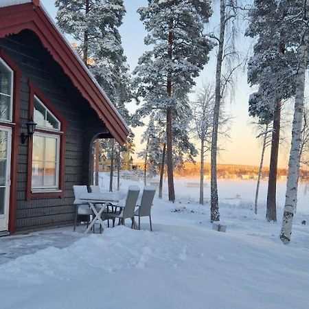 Lakeside Log Cabin Fraemby Udde Falun Eksteriør billede