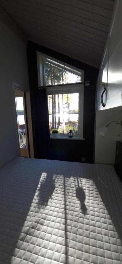 Lakeside Log Cabin Fraemby Udde Falun Eksteriør billede