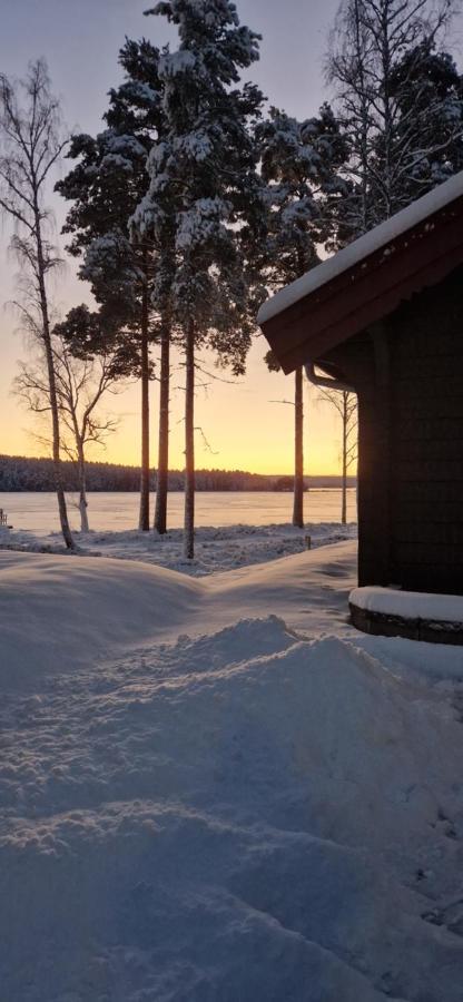 Lakeside Log Cabin Fraemby Udde Falun Eksteriør billede